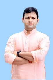 Sports Minister visits villages in view of rising water level in Yamuna.